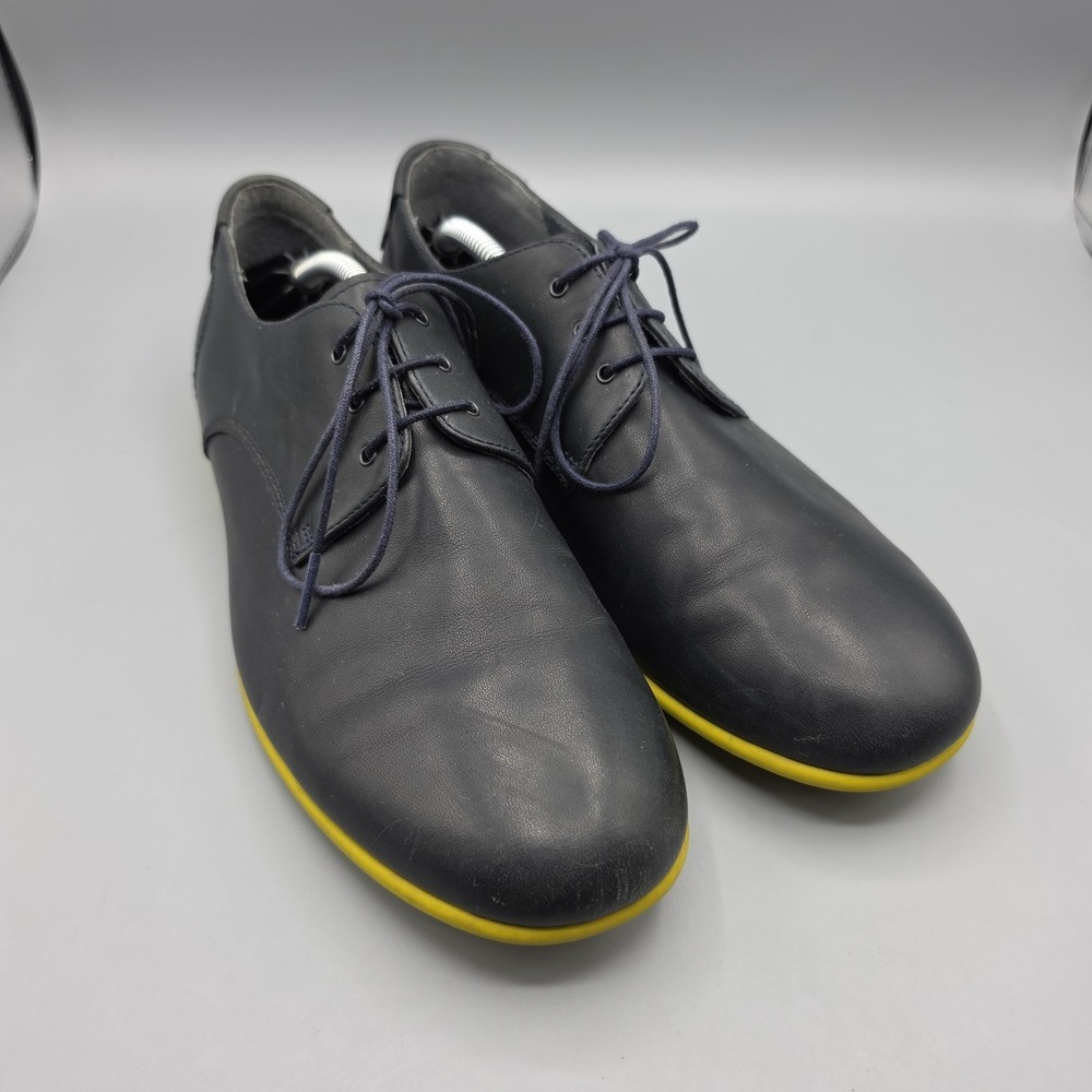 Camper Oxford Shoes Womens 40 Navy Blue Leather Flats Preppy Academia Two‎ Tone